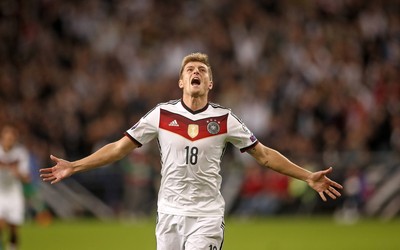 OD电竞-北爱前锋浪费三次绝佳机会